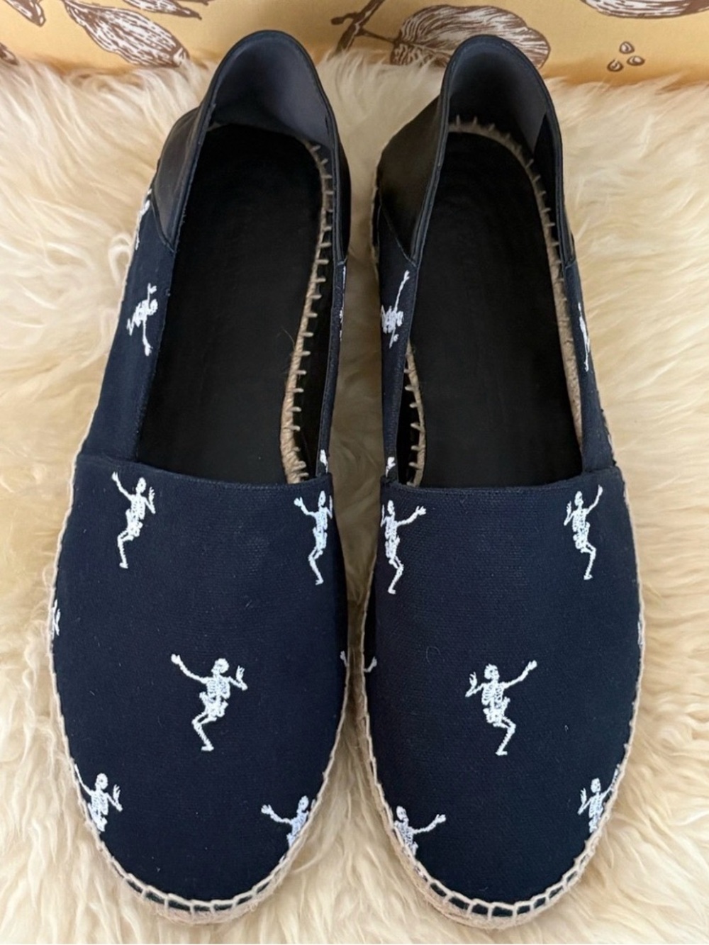 ALEXANDER MCQUEEN
Dancing Skeleton espadrilles